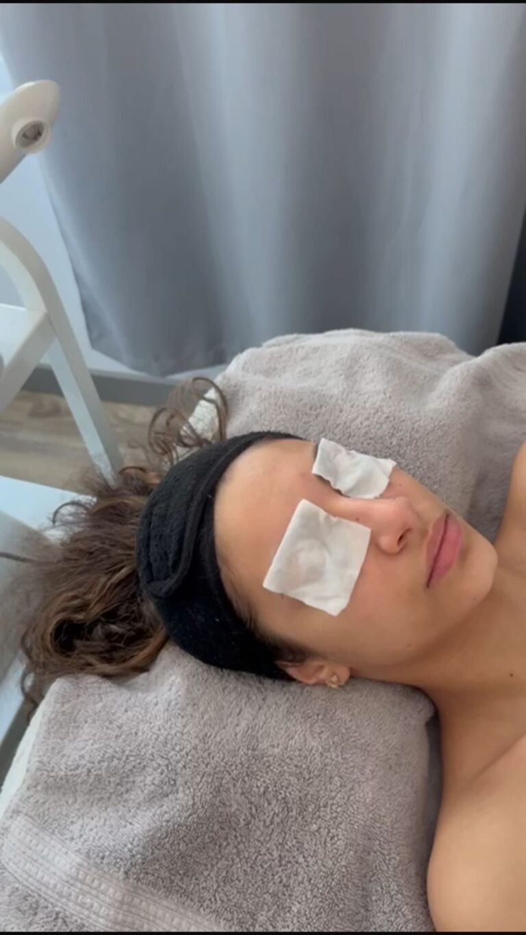 Instagram post from centre_dermoesthetique. This post is in position 1.